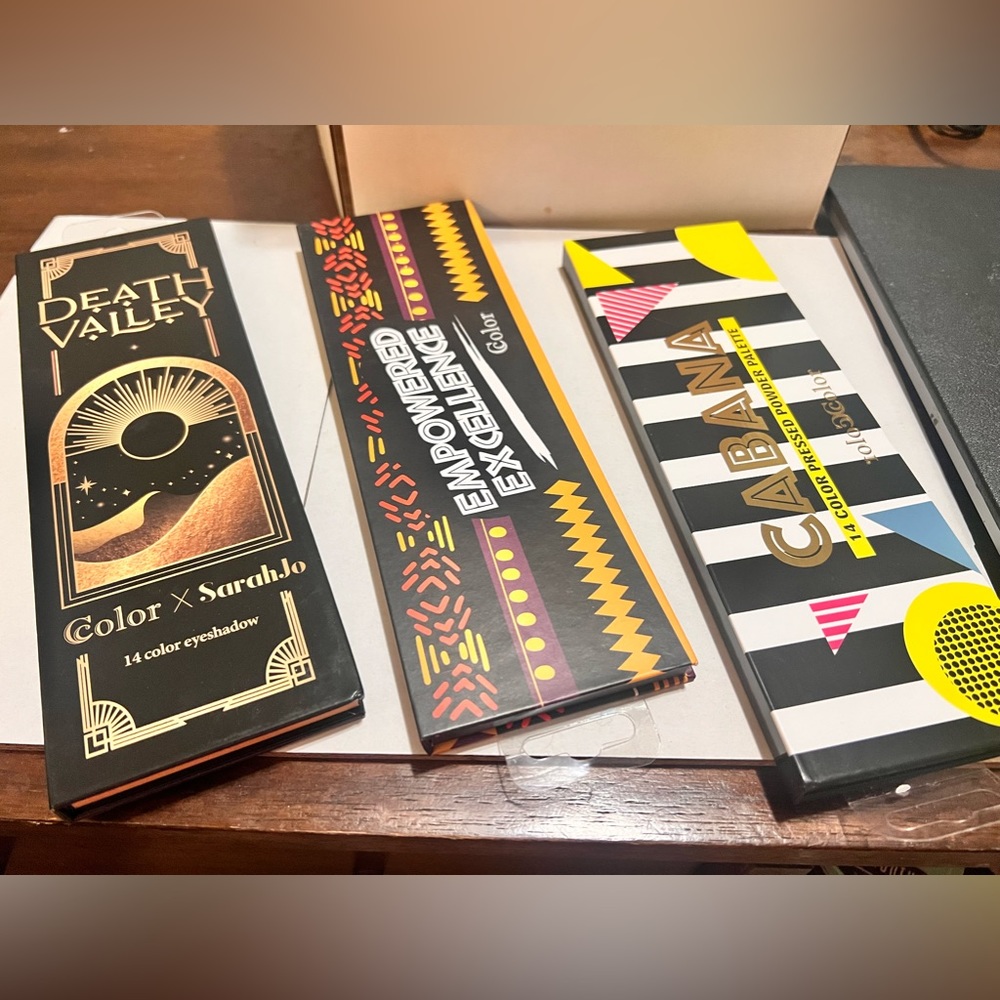 💥 Buy 2 Get 1 Free💥 CColor Palettes - Set of 3